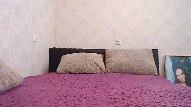 Stefania_Star_ live
