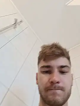 Max69690 live