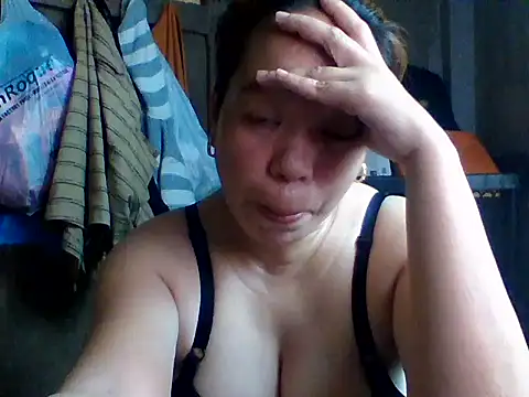 sweet_lhyn live