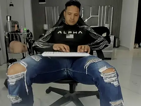 master_leather live