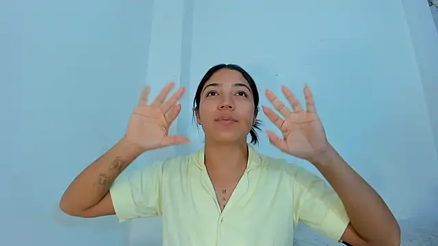 martina_roldam live