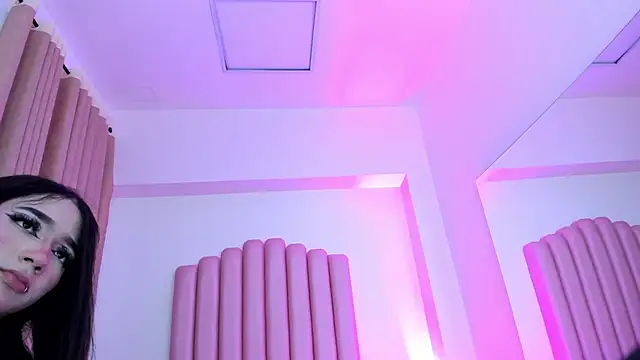 Lana_fox01 live