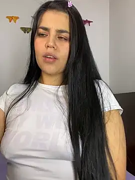 sophyy_white live