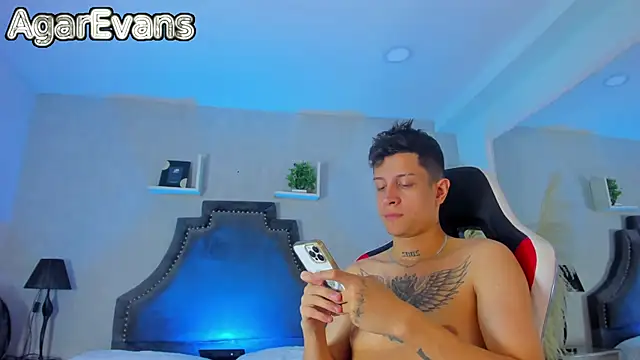AgarEvans live