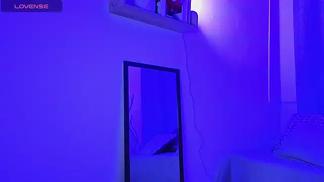 ASHTON_HILS live