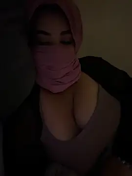 NiaBeurette live