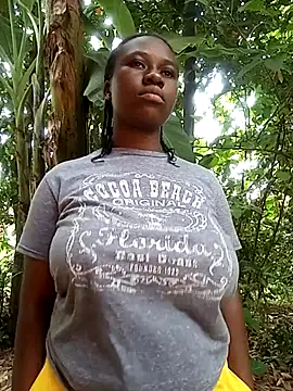 Sassy_boobs21 live