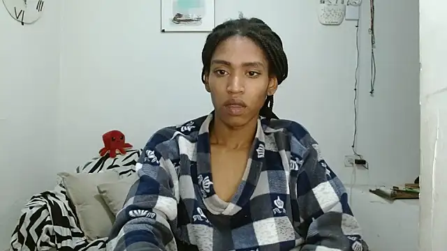 angelamarie1 live