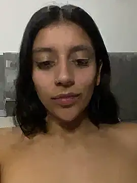 BrittanyDiaz live