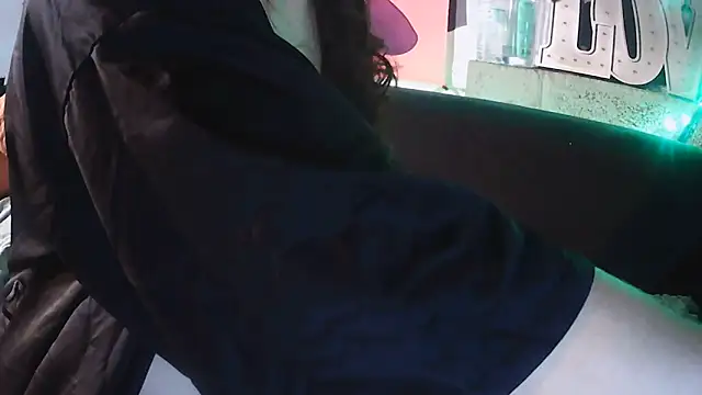 deziraestarz6969 live