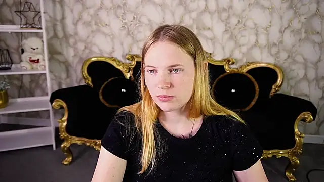 NikkyReyyy live