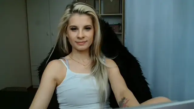 KristineGlow live
