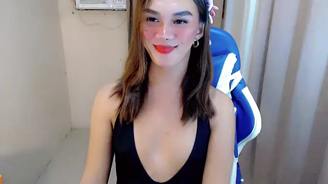 Ur_Goddes_Barbie live