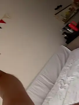 lylylovesyou live