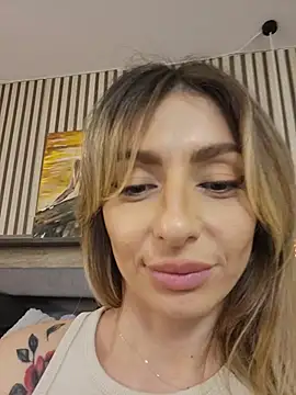 SofiaLace live
