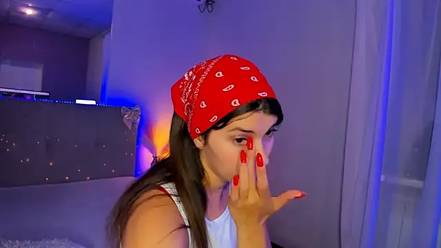 Laura_Leee live