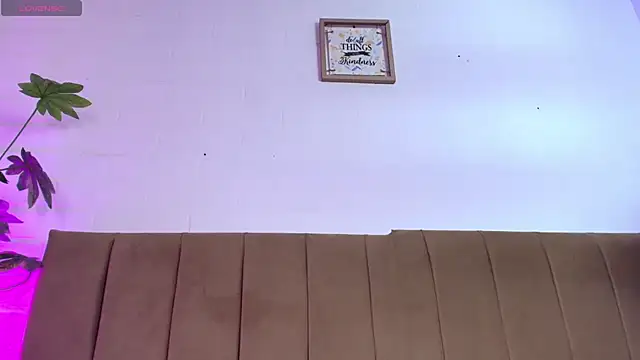 Nikkenyx live