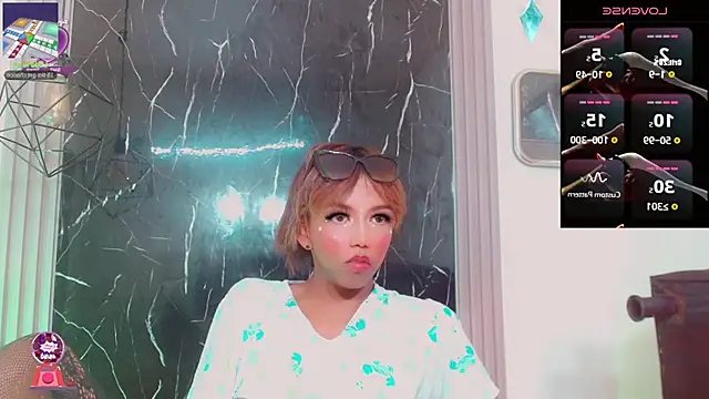 andrea_uchima live