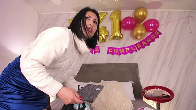IvanaRusso live
