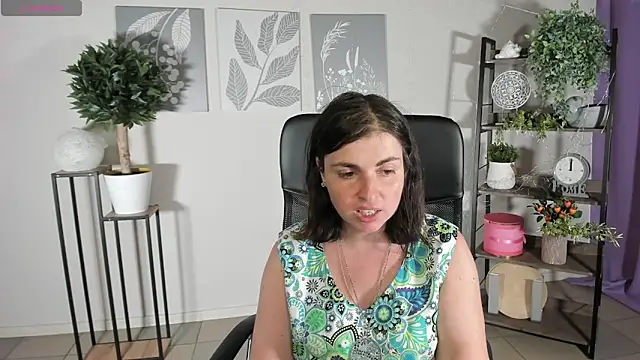 MartaEdams live