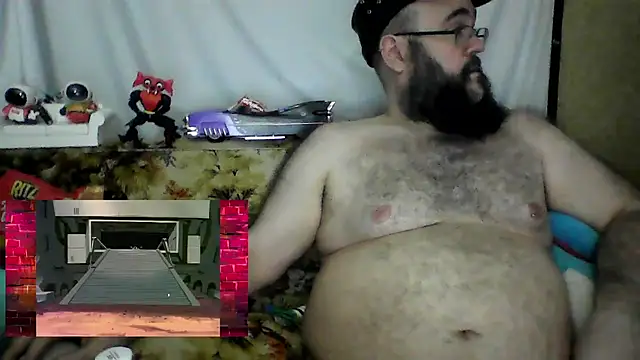 BriTheTopBear live