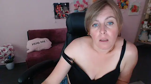 Hot_Milady live