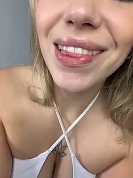 AlisaMyers live