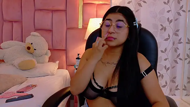ScarletJons live