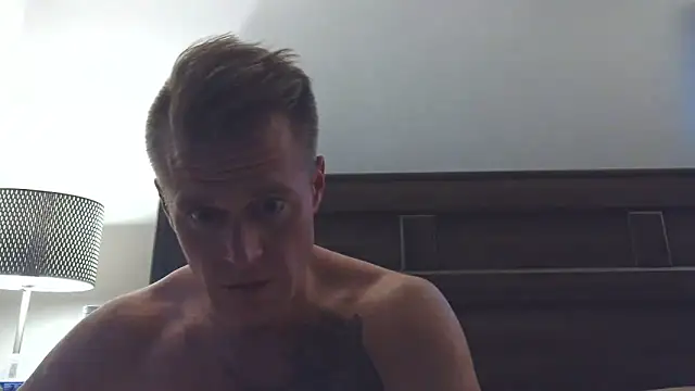 DILFiGuess1 live