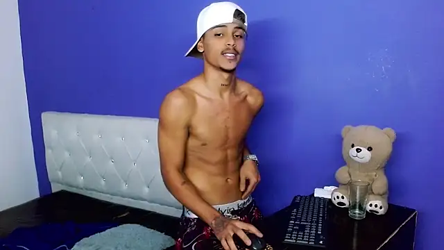 Angel_foxc13 live