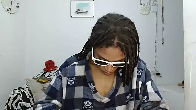 angelamarie1 live