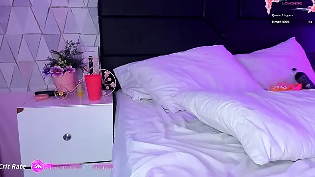 JustinePerry live