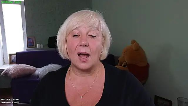 Milane_Milky live