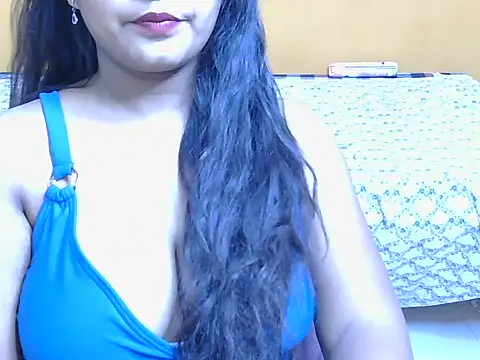 bold-kiyara live