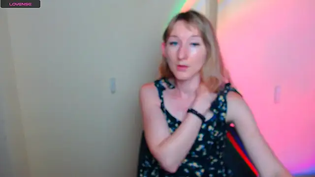 AmandaSell live