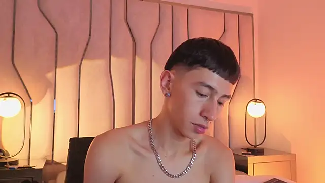 lian_cameron live