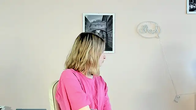 KashaAntonetti live