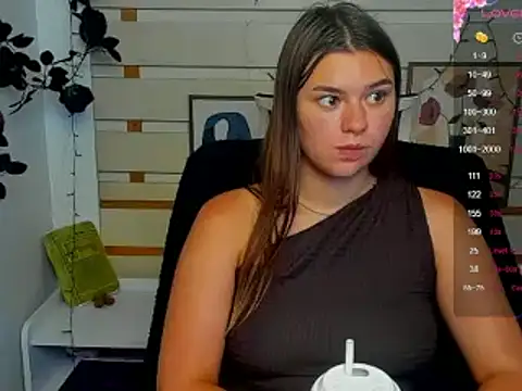 Josephine_Kiss live