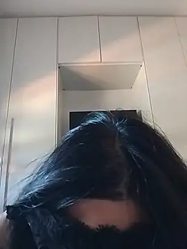 Cherry_On_Fire_X live
