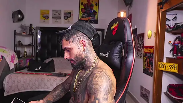 logan_hugh8 live