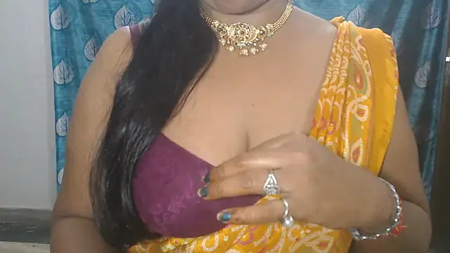 Sophia_your live