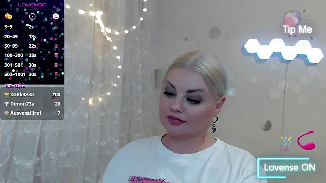 JewellKiss7 live