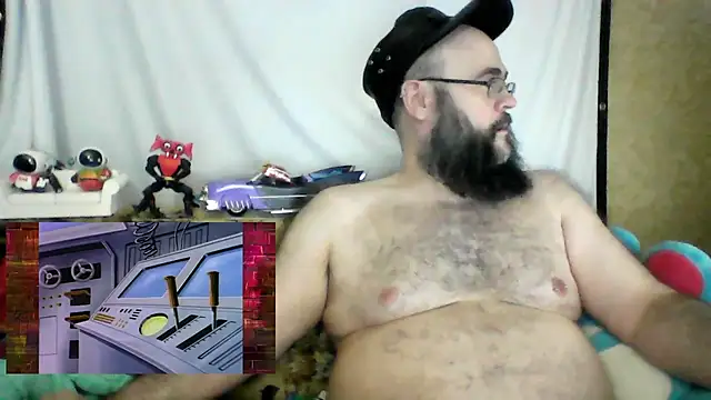 BriTheTopBear live