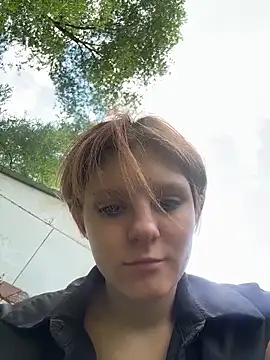 NinaParri live
