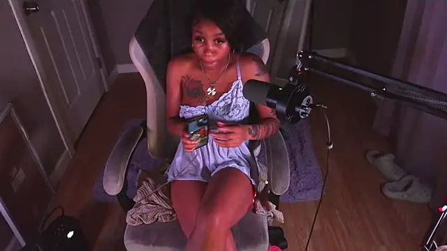 Earth2Everlene live