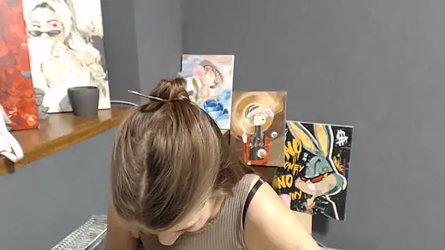 felicity_gold live