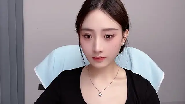 _222Mia live