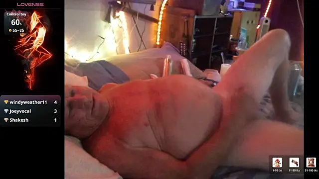 Pussyeat2please live