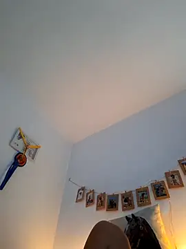 Caramellaa live