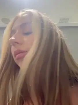 Amiraxevans live